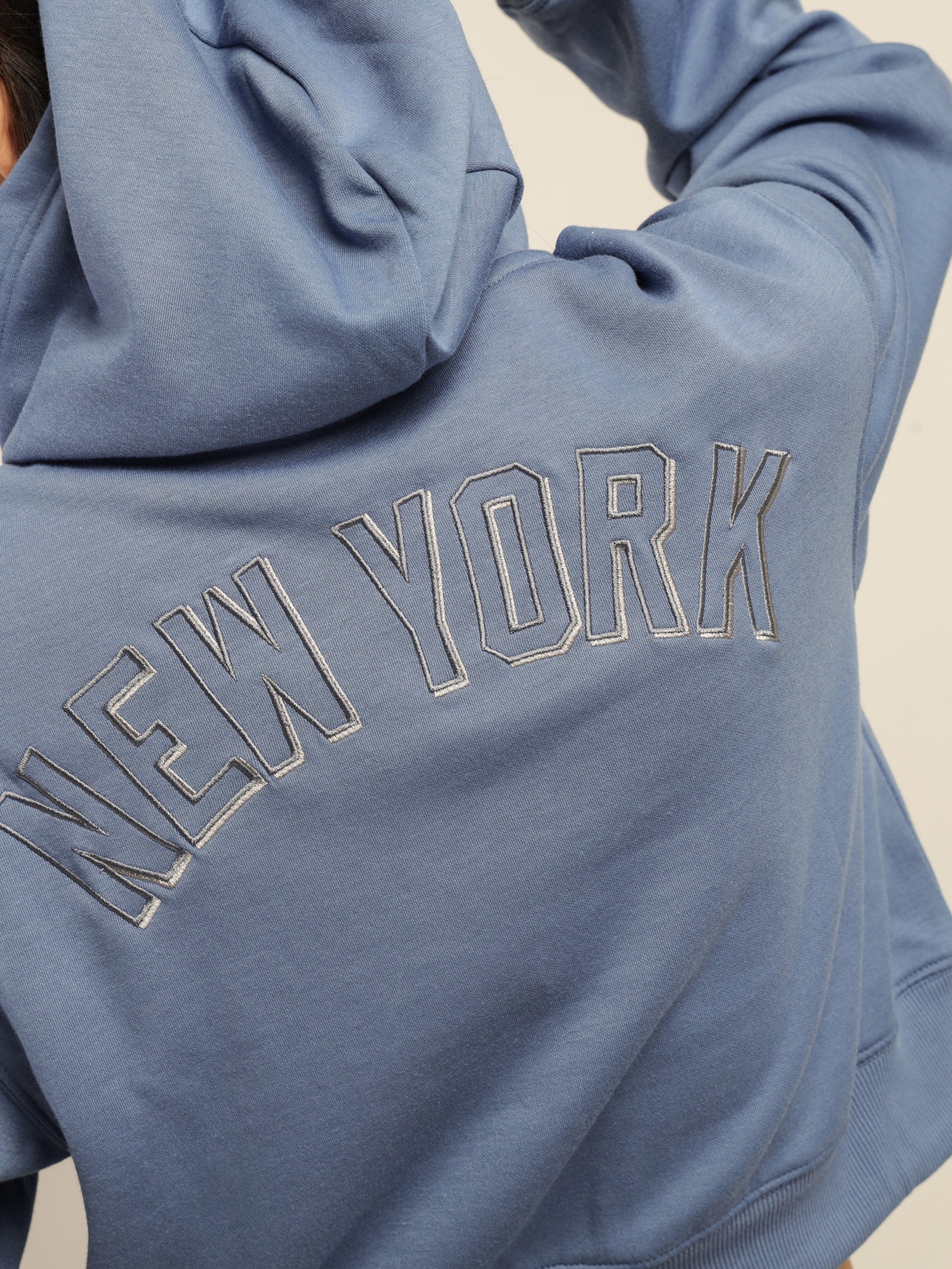 Yankees Cropped Hoodie - Image 5