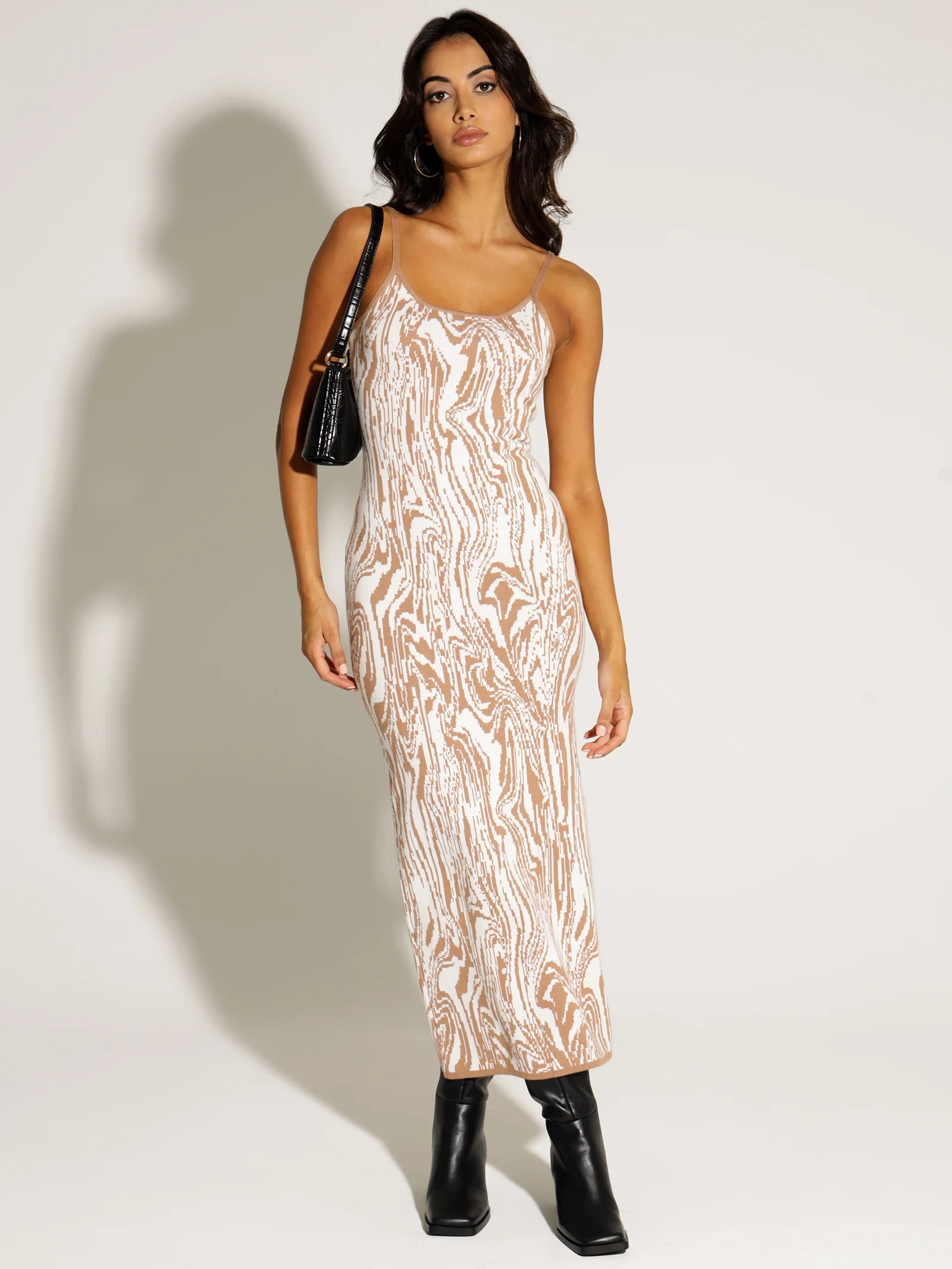Zana Swirl Knit Dress - Image 5