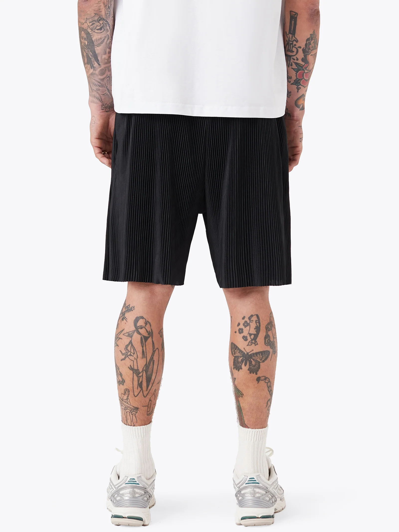 Pleated Short - Image 3