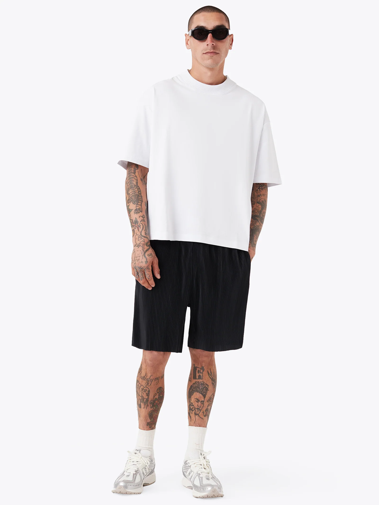 Pleated Short - Image 4