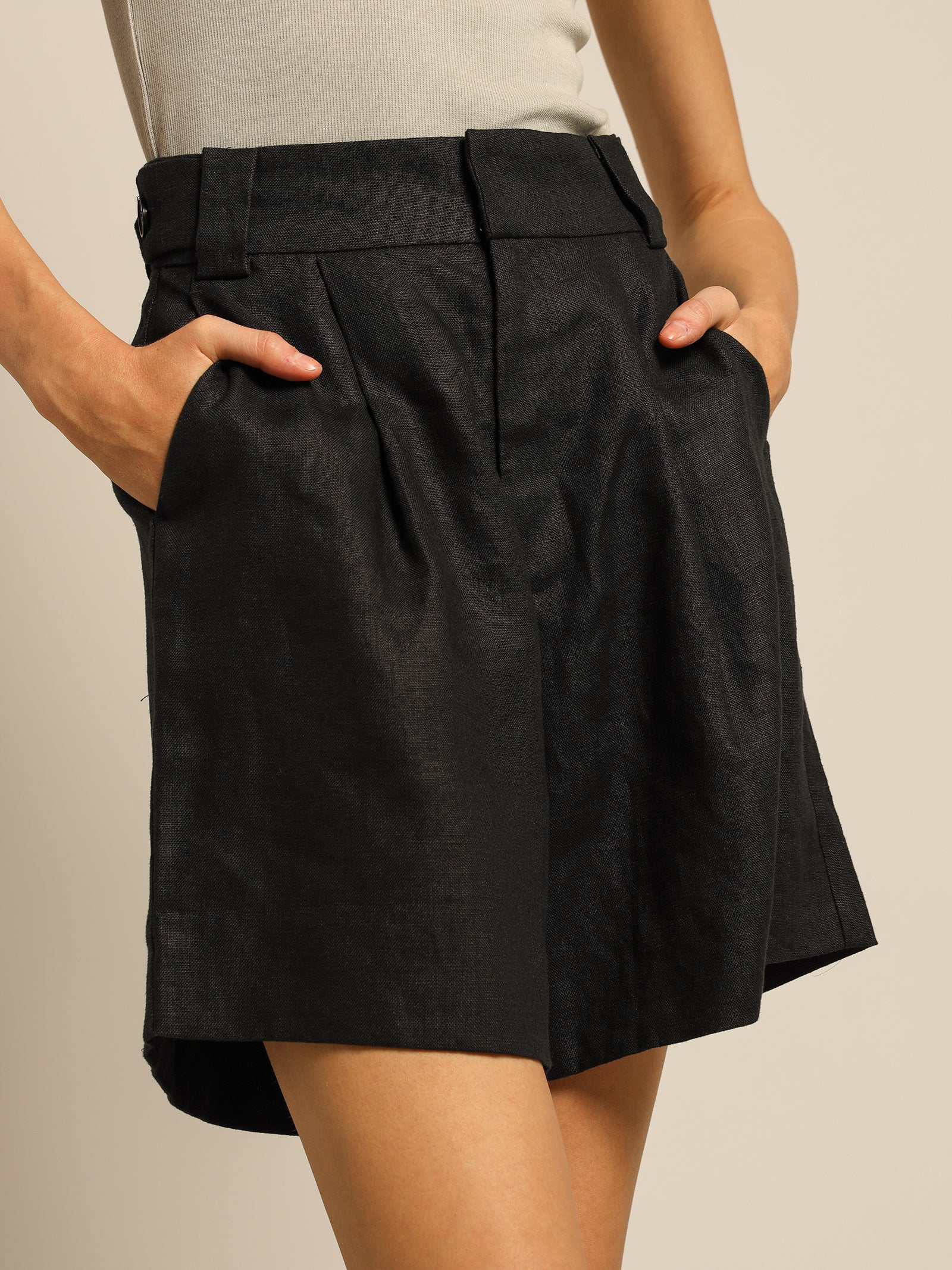 Zoe Short - Image 3
